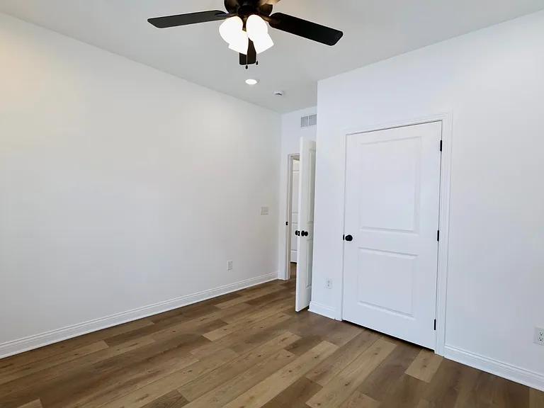 915 Boatlanding Rd #B2-202 — Photo 6