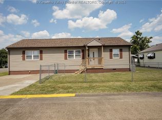 2100 Harrison Ave, Saint Albans, WV 25177