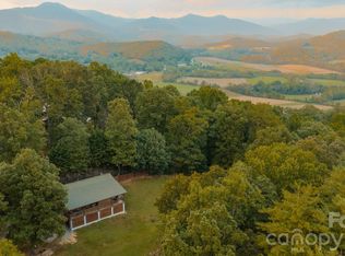 280 Green Oaks Rd, Bryson City, NC 28713