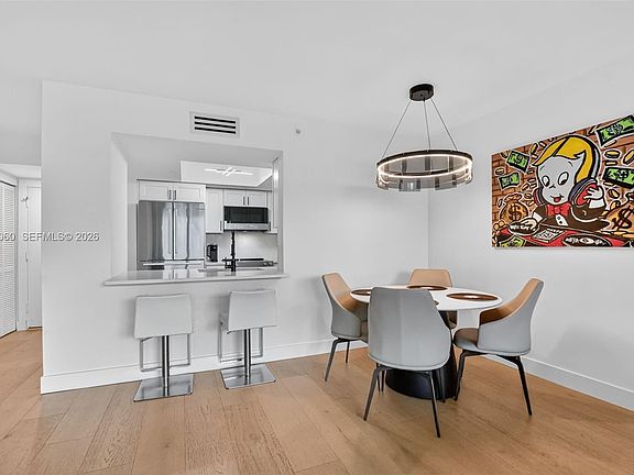 3rd image of 99 SE Mizner Blvd APT 824