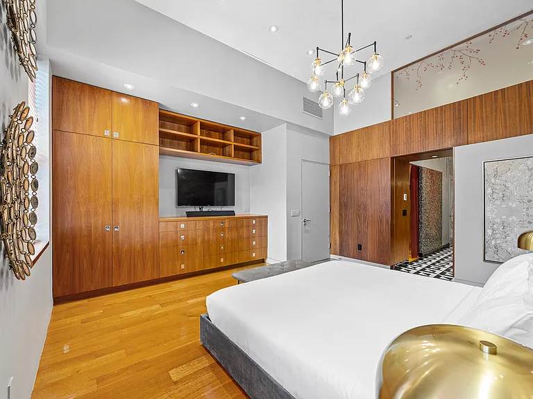 10 E 14th St #PENTHOUSE — Photo 36