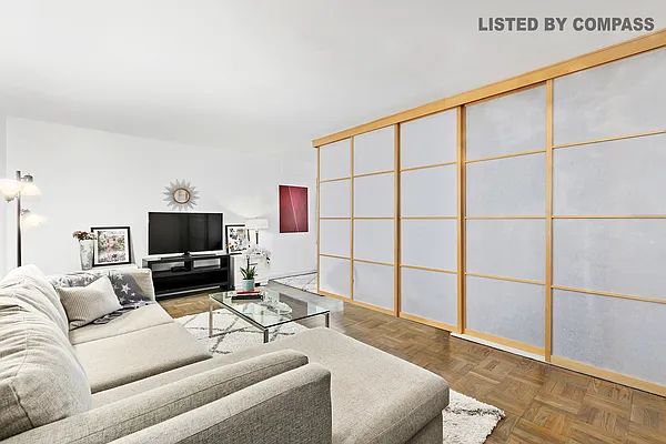 Sold by Compass | media 5