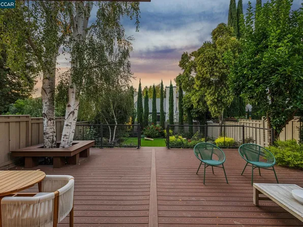 1839 Stratton Cir, Walnut Creek, CA 94598