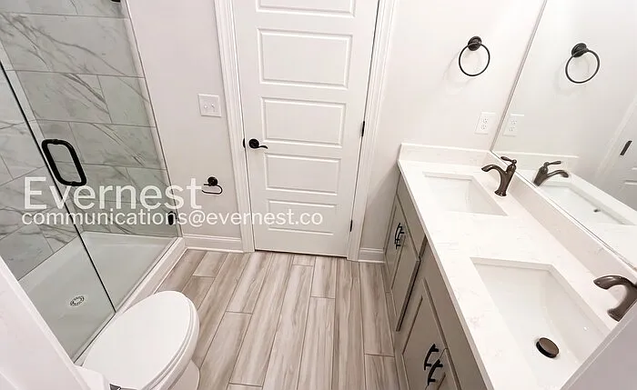 1484 Chatt City Way — Photo 11