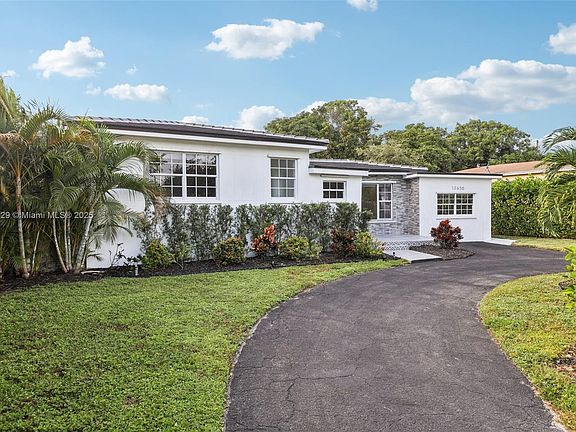5th image of 12630 NE Miami Pl