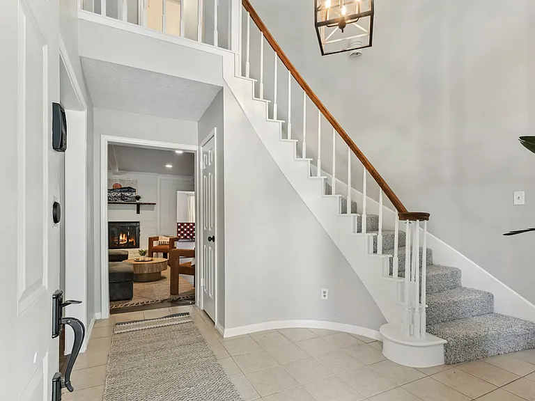 17403 Spicewood Springs Ln — Photo 56