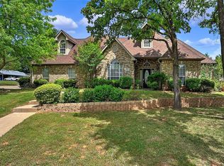 2931 Village Cir, Denison, TX 75020