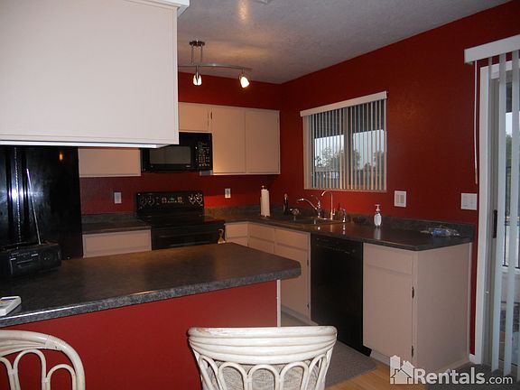 2nd image of 629 N Beck Ave