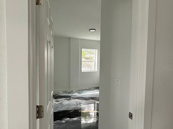 2nd image of 530 Emerson Ave APT 105