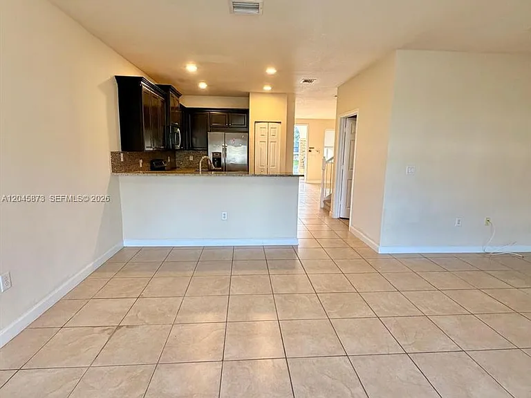 8965 NW 98th Ave — Photo 11