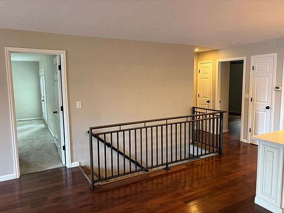 5th image of 569 Juniper Ct