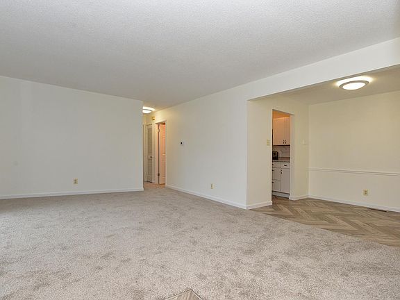 4th image of 2517 Senator Ct Unit I