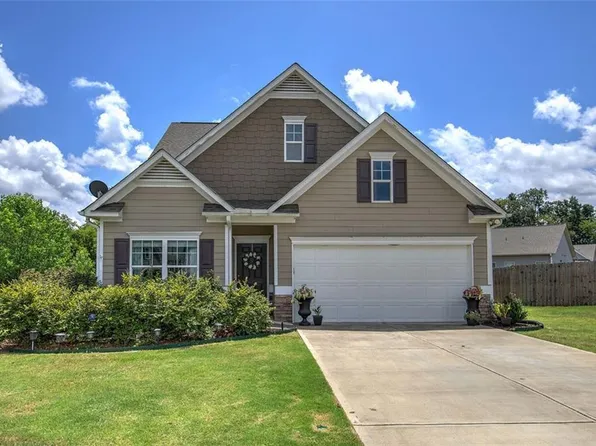 112 Reed Cv, Cartersville, GA 30121