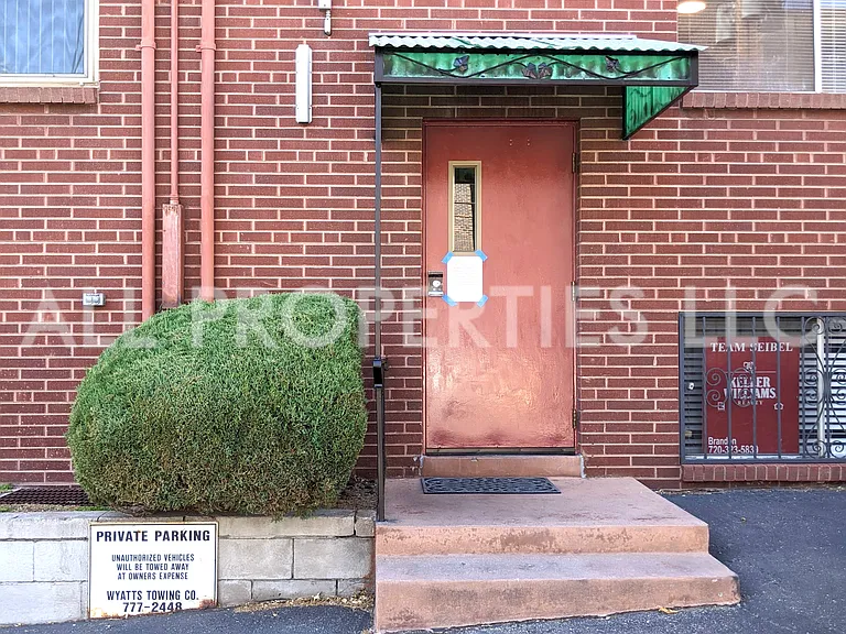1200 N Emerson St #204 — Photo 30