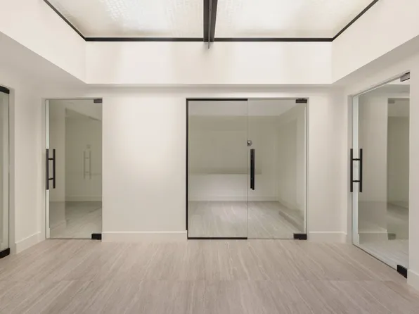 420 East 75th Street image 20 of 23