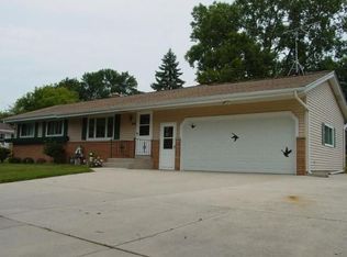1510 N Benjamin St, Port Washington, WI 53074