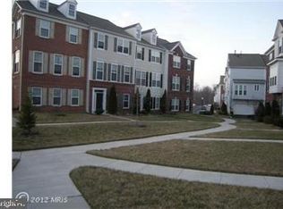 5033 Cool Fountain Ln, Centreville, VA