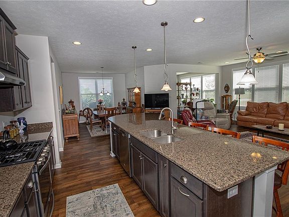 4th image of 5473 Daintree Ln