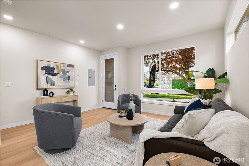 5th image of 3407 B NW Market Street