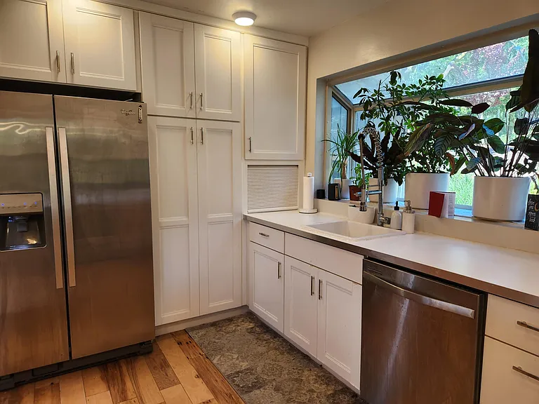 1625 Los Olivos Rd — Photo 16