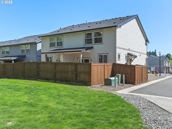 2421 S Trail View Ct, Ridgefield, WA 98642