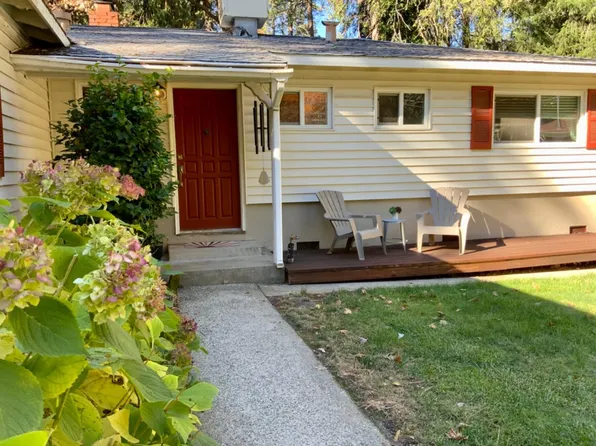 5815 Ritz Rd, Pollock Pines, CA 95726