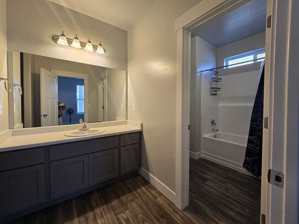 1st image of 14708 S Astin Ln #203