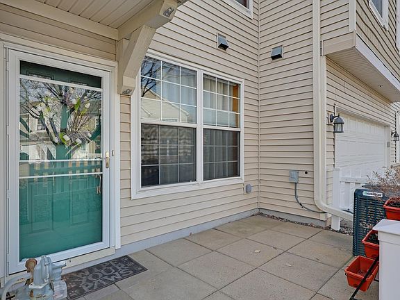 5th image of 1871 Wildflower Ct