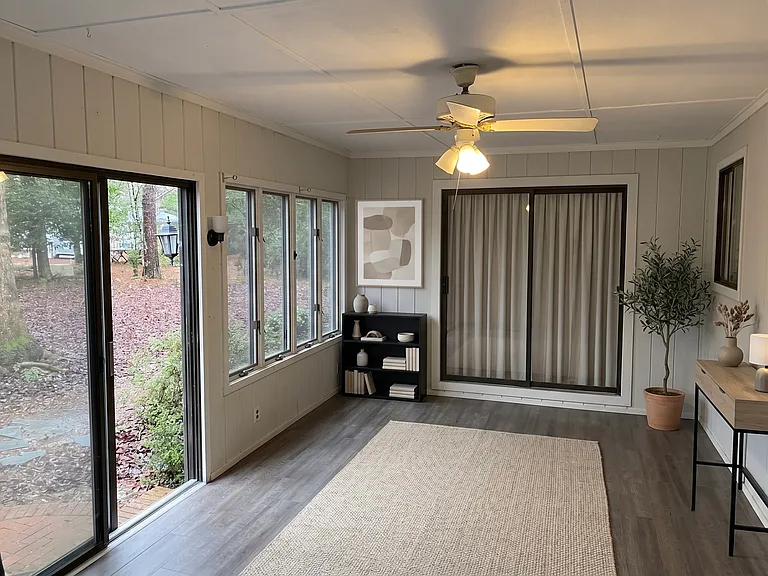 4433 Airport Rd — Photo 11
