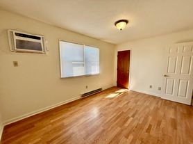 190 Macey Ave