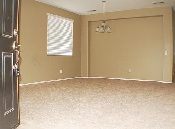 3rd image of 6826 Waterlily Ct