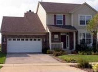 2160 Colchester Ct, Hoffman Estates, IL 60192