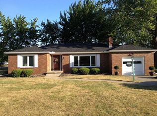 1798 Elmwood Dr, Defiance, OH