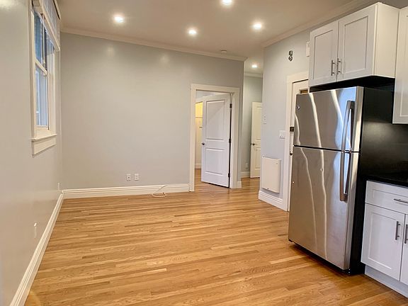 4th image of 2 Church St #8