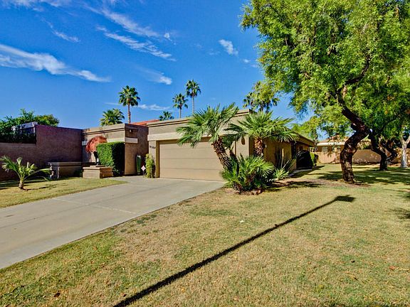 3rd image of 10564 E Cochise Ave