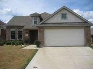 733 Darlington Trl, Fort Worth, TX 76131
