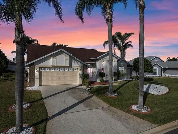 2nd image of 123 Azalea Dr