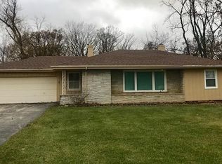 11948 Walker Rd, Lemont, IL 60439