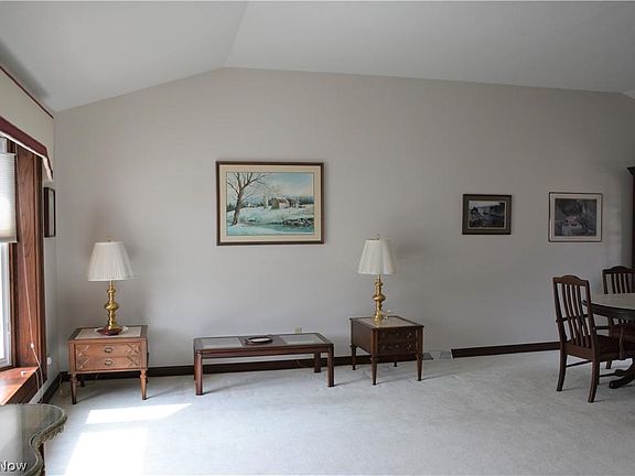 5th image of 26748 Driscoll Ln