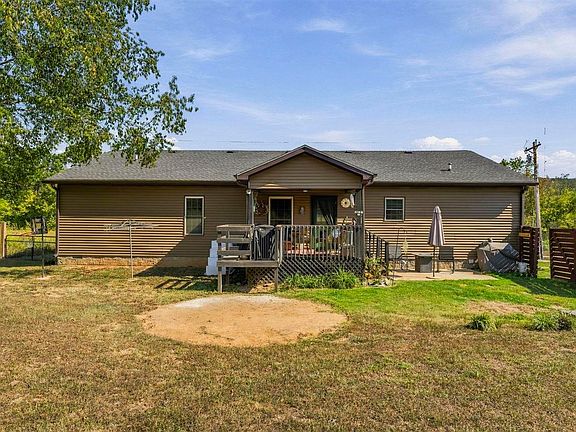 4th image of 237 Apple Valley Rd