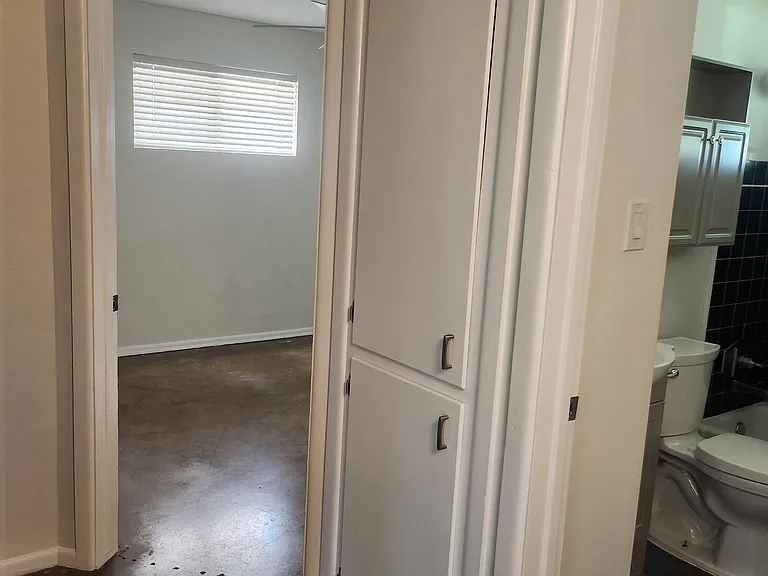 1519 E Cedar St — Photo 13