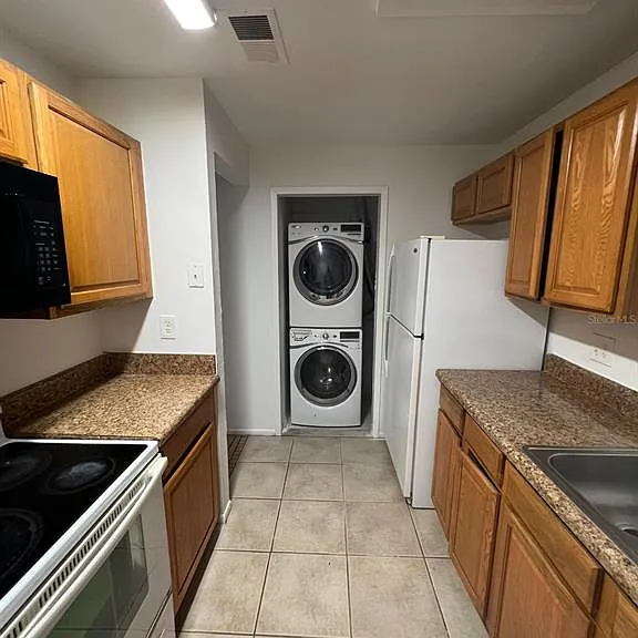 4153 Spitfire Ave — Photo 5