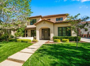 1425 37th St, Sacramento, CA 95816