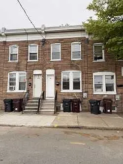 128 Lower Oak St Photo 1