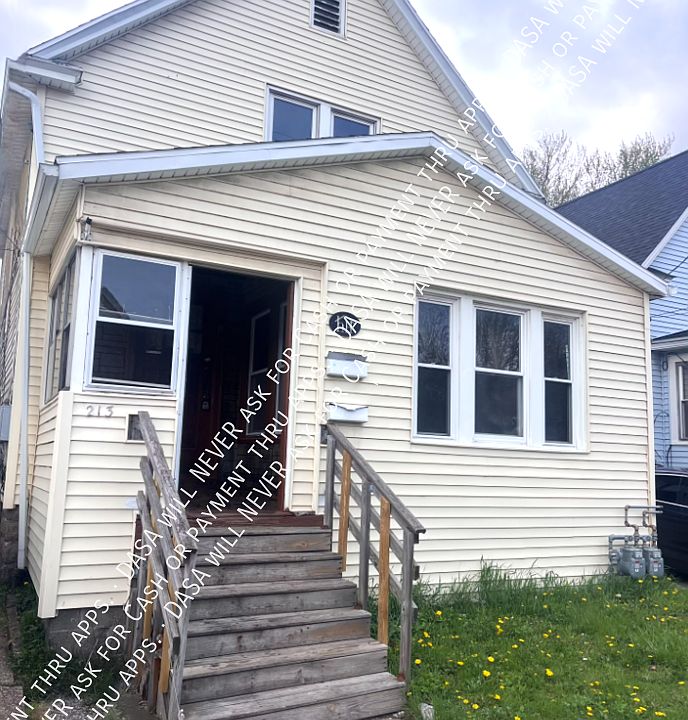 1st image of 213 Chadduck Ave