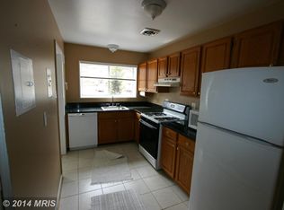 10600 Montrose Ave APT 4, Bethesda, MD 20814