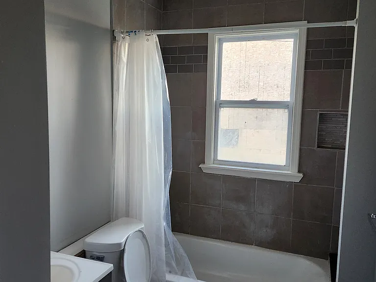 9412 Ravenswood Ave #1 — Photo 12