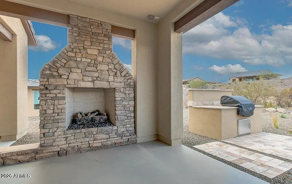 2 bed, 2.5 bath, 2109 sqft, $2,000 — Photo 4
