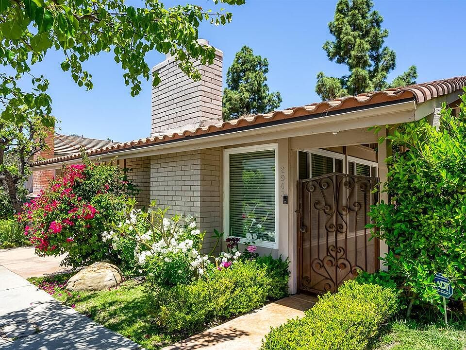 1st image of 2943 Woodwardia Dr #77