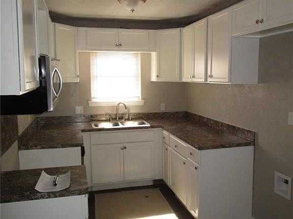 4th image of 7532 Susan Ct